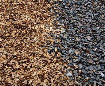 Benefits of Putting Rock Over Mulch