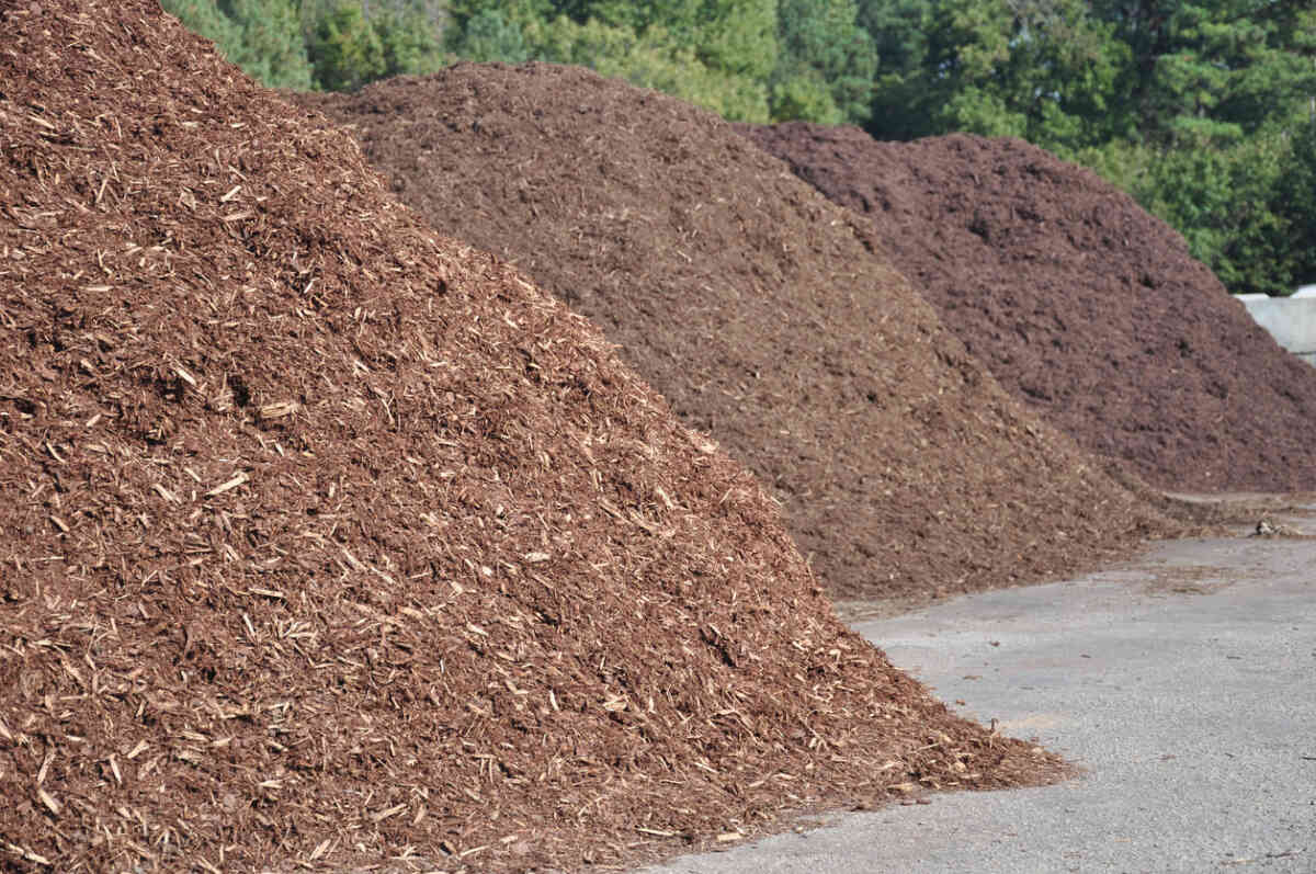 How Many Yards Is 30 Bags Of Mulch?